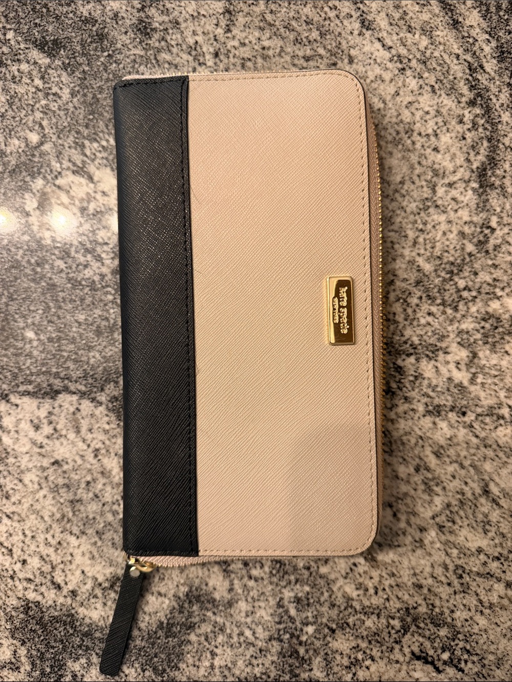 kate spade Color Block Zip Wallet in Beige and Black